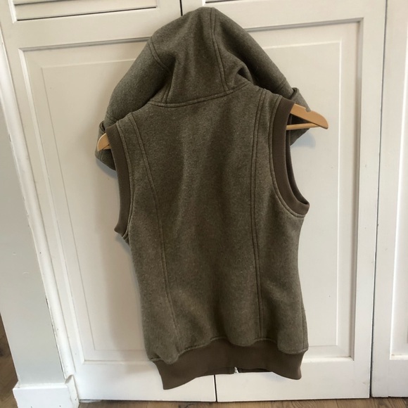 Womens Burton Dryride vest - Picture 4 of 4